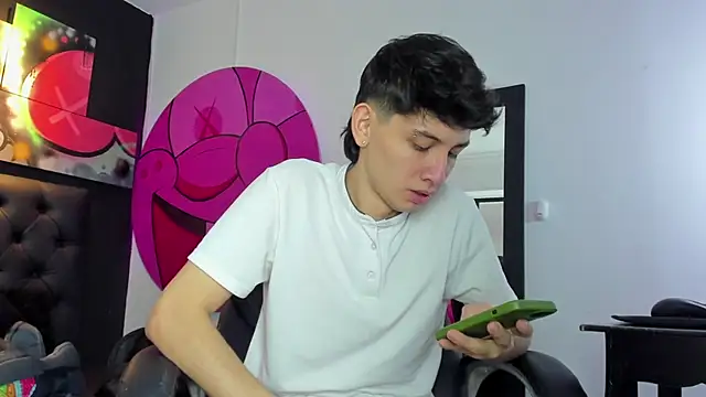 Snapshot of Santi_delacruz chatting on 14, 2, 2025 Santi delacruz online show from 14, 2, 2025