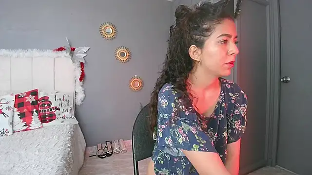 Snapshot of arteverena chatting on 30, 12, 2024 arteverena online show from 30, 12, 2024