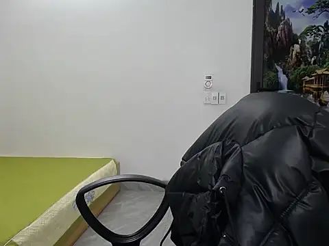 Love bug15 online show from 21, 1, 2025