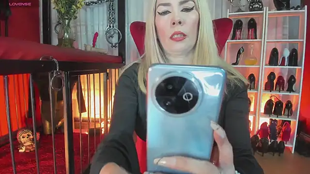 MistressAndre online show from 12, 3, 2026