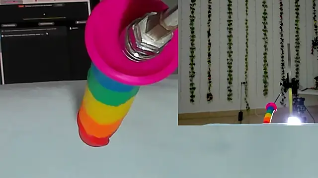 Snapshot of Daki_Ume_ chatting on 30, 10, 2025 Daki Ume online show from 30, 10, 2025