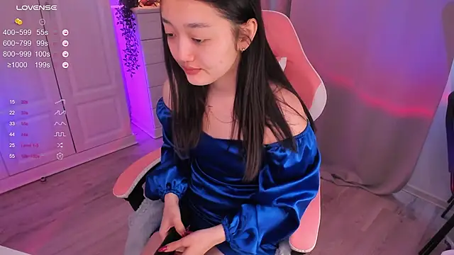 FreyaRaya online show from 14, 12, 2024