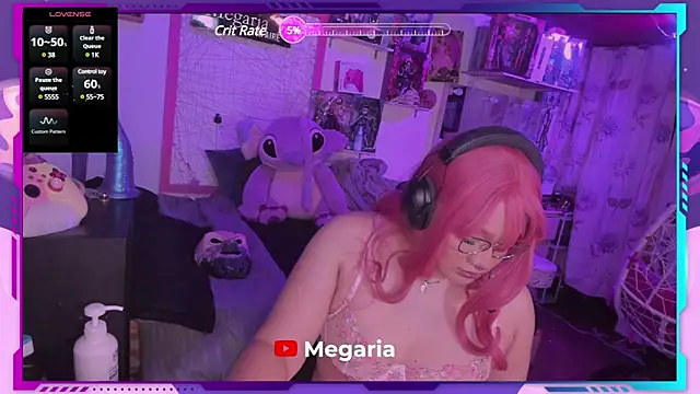 Snapshot of MegariaB chatting on 4, 2, 2025 MegariaB online show from 4, 2, 2025