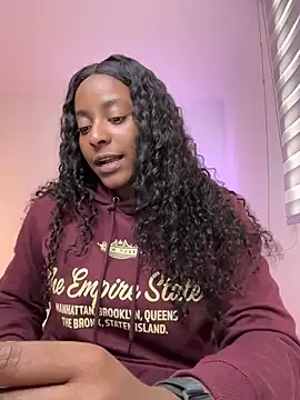 Snapshot of evangeline_ch chatting on 18, 3, 2026 evangeline ch online show from 18, 3, 2026