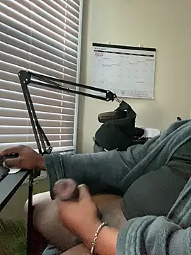 Snapshot of onlyonebbcking chatting on 12, 3, 2026 onlyonebbcking online show from 12, 3, 2026