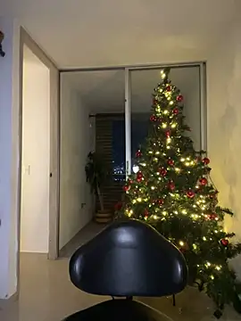 Snapshot of Susi_bell chatting on 18, 12, 2024 Susi bell online show from 18, 12, 2024