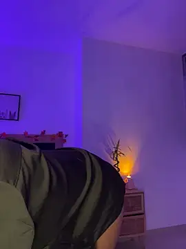 Snapshot of Susi_bell chatting on 9, 1, 2025 Susi bell online show from 9, 1, 2025