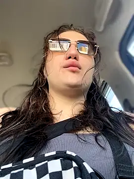 Snapshot of JessiMur chatting on 14, 11, 2025 JessiMur online show from 14, 11, 2025