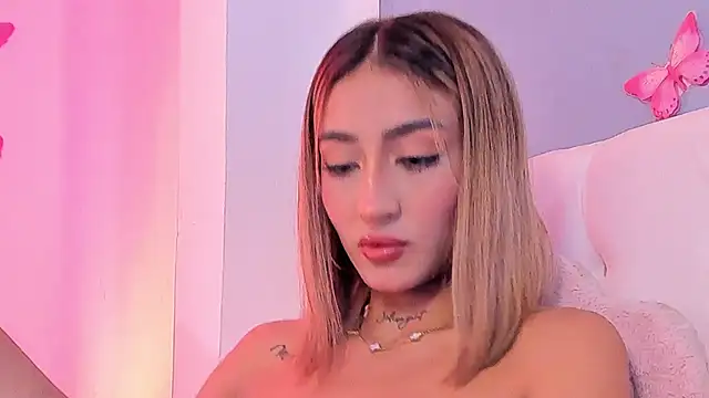 Snapshot of rosemonrooe chatting on 6, 4, 2026 rosemonrooe online show from 6, 4, 2026