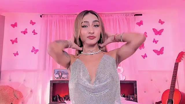 Snapshot of rosemonrooe chatting on 21, 5, 2026 rosemonrooe online show from 21, 5, 2026
