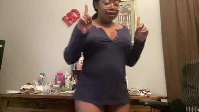 MommyConfident online show from 13, 11, 2025