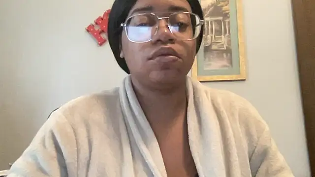 MommyConfident online show from 14, 11, 2025