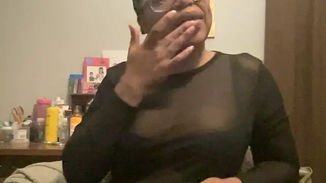 MommyConfident online show from 6, 1, 2026