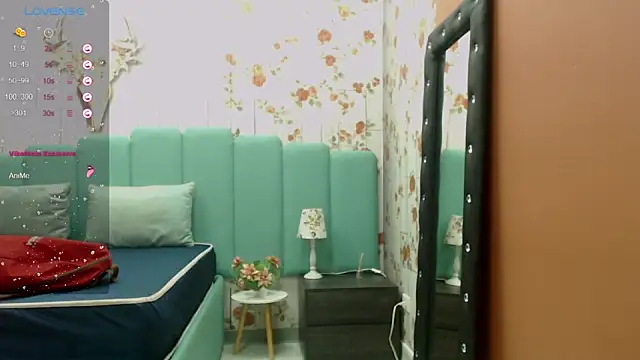 Alison Simmons online show from 8, 12, 2024