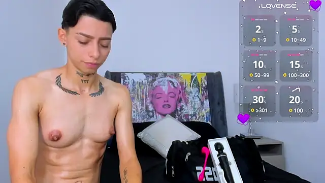 AmberAdams  online show from 17, 12, 2024