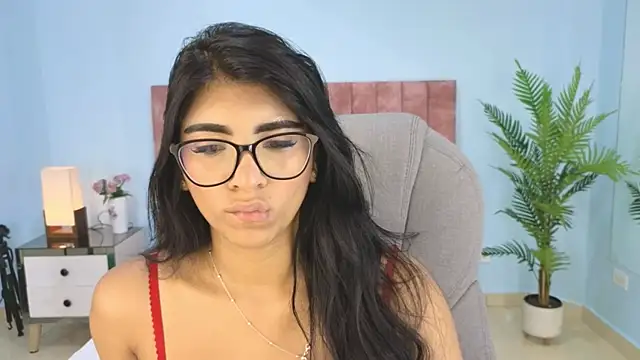 maiaa ruiz online show from 10, 11, 2025