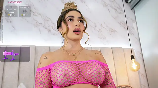 Snapshot of Annyy_Rosse chatting on 18, 4, 2026 Annyy Rosse online show from 18, 4, 2026