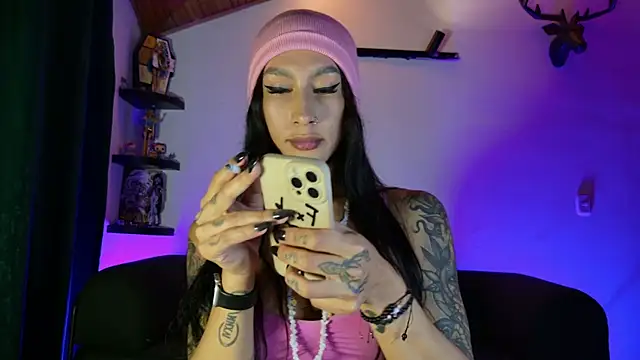 Snapshot of Juana_777 chatting on 7, 5, 2026 Juana 777 online show from 7, 5, 2026
