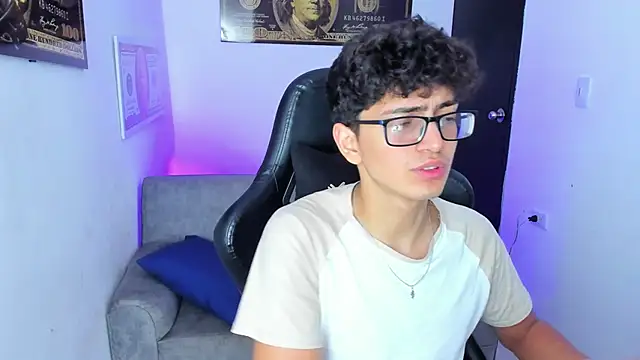 TylerWhite  online show from 9, 3, 2025