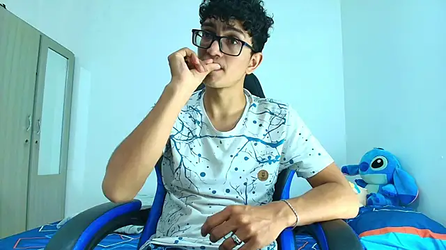 TylerWhite  online show from 22, 3, 2025