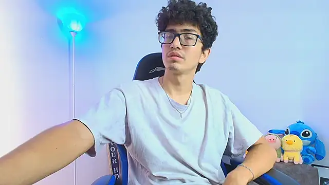 TylerWhite  online show from 4, 10, 2025