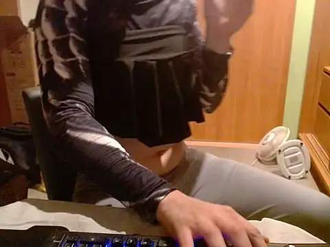 Snapshot of pinnklinkk chatting on 2, 10, 2025 pinnklinkk online show from 2, 10, 2025