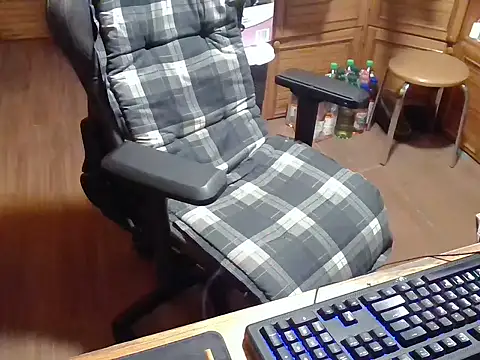 Snapshot of pinnklinkk chatting on 17, 11, 2025 pinnklinkk online show from 17, 11, 2025