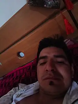 Snapshot of latino17 chatting on 22, 3, 2026 latino17 online show from 22, 3, 2026