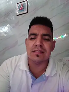 Snapshot of latino17 chatting on 30, 3, 2026 latino17 online show from 30, 3, 2026