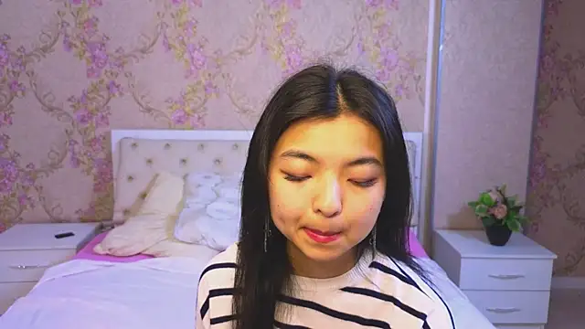 Shy Kira online show from 19, 1, 2025