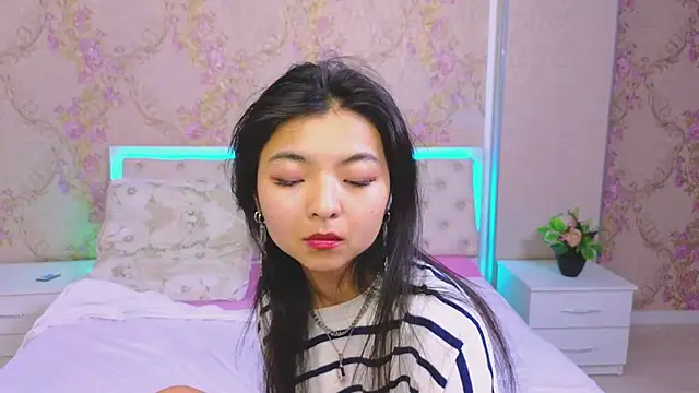 Shy Kira online show from 20, 1, 2025