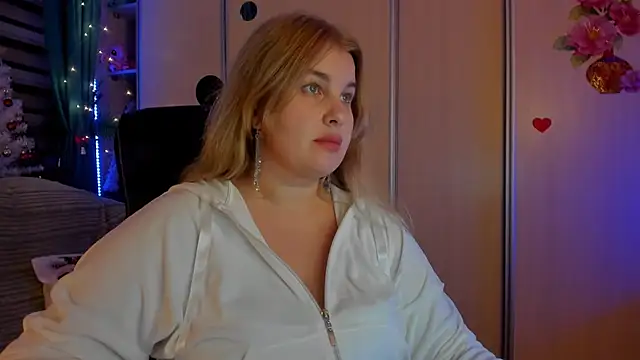 CoraSwon online show from 22, 12, 2025