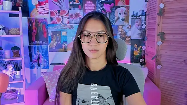 LanaBaker online show from 26, 2, 2025