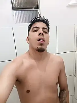 Snapshot of Fiel77 chatting on 24, 11, 2025 Fiel77 online show from 24, 11, 2025