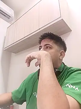 Snapshot of Fiel77 chatting on 7, 4, 2026 Fiel77 online show from 7, 4, 2026