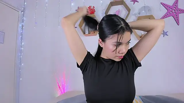 Emiily Parkerr online show from 6, 3, 2025