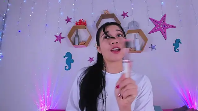 Emiily Parkerr online show from 12, 9, 2025