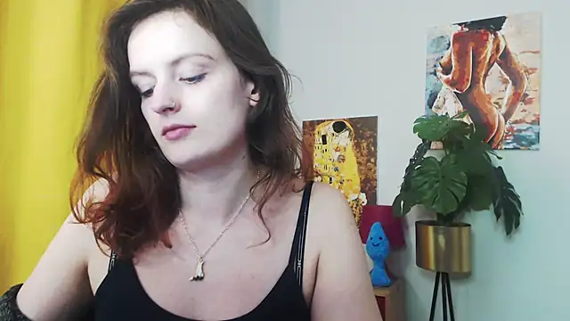 juicyNadine online show from 9, 12, 2024