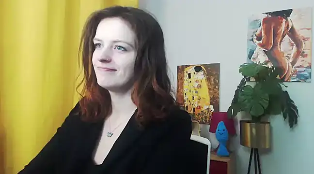 juicyNadine online show from 17, 12, 2024