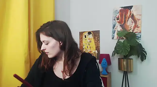 juicyNadine online show from 13, 1, 2025