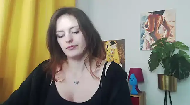 juicyNadine online show from 22, 1, 2025