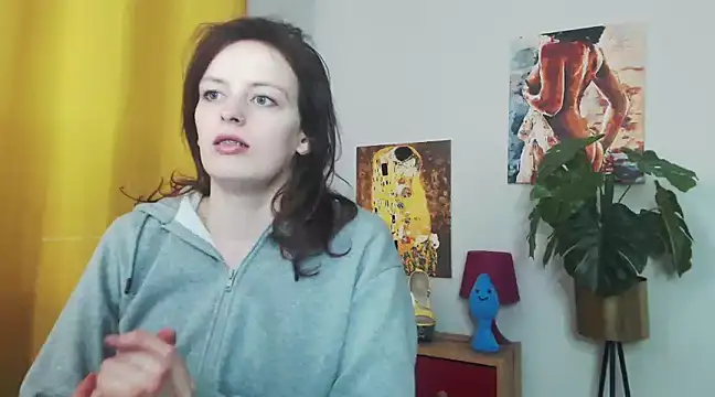 juicyNadine online show from 22, 2, 2025