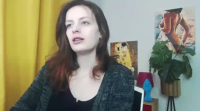 juicyNadine online show from 3, 3, 2025