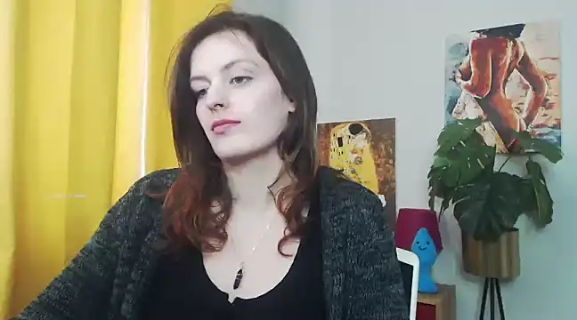 juicyNadine online show from 3, 3, 2025