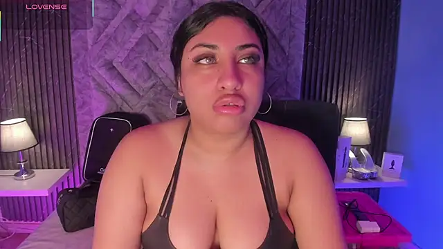 Snapshot of CANDYGABYY chatting on 25, 11, 2025 CANDYGABYY online show from 25, 11, 2025