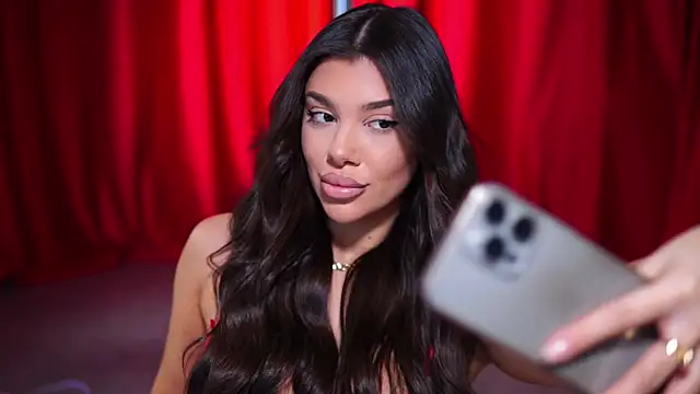 Snapshot of NatyDesiree chatting on 26, 1, 2025 NatyDesiree online show from 26, 1, 2025