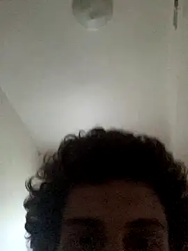 Snapshot of pantslesstraveler_plt chatting on 3, 10, 2025 pantslesstraveler plt online show from 3, 10, 2025