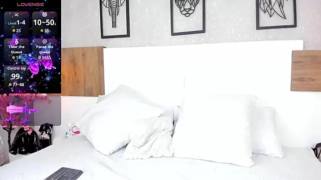 nahomiidasilva  online show from 10, 2, 2025