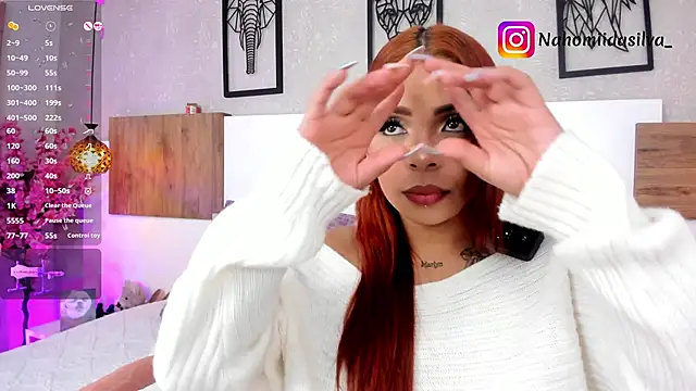 nahomiidasilva  online show from 17, 4, 2026