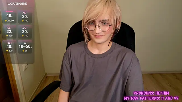 Snapshot of CuteYukiKun chatting on 3, 10, 2025 CuteYukiKun online show from 3, 10, 2025